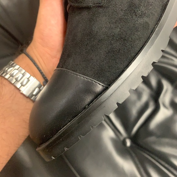 Quilted Detail Lace Up Ankle Boots with Rubber Lug Sole in Black Faux Suede US 7 - Picture 14 of 16